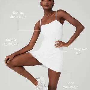 Robe De Tennis Alo Courtside Blanche Avec Short Intégré - Taille XS, Occasion Très Bon état